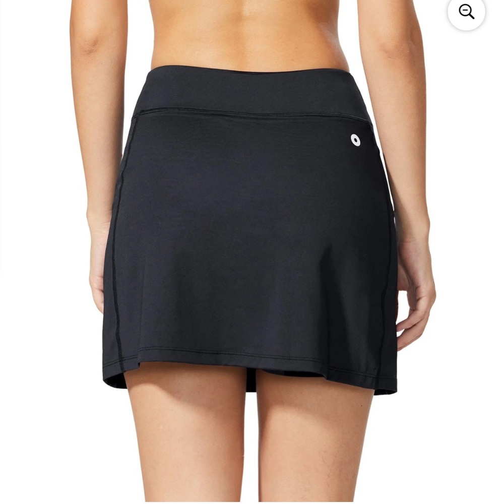 SOLD - Baleaf Black Laureate 3-Pocket Skort - Picture 5 of 15